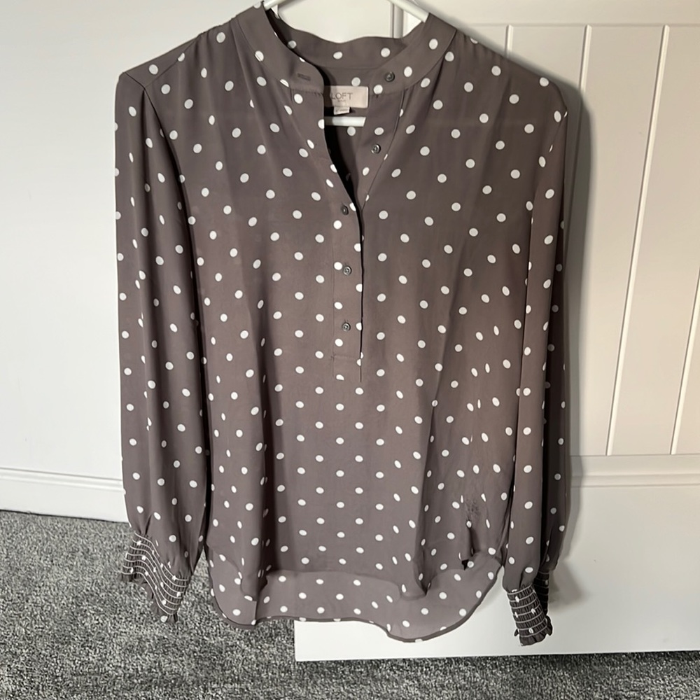 Loft blouse size small